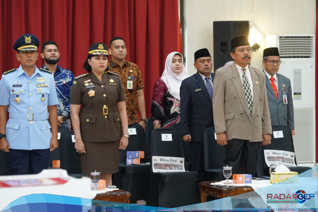 Asisten Pengawasan Kejaksaan Tinggi Riau Hadiri Pengambilan Sumpah Jabatan dan Pelantikan Pejabat Bupati Indragiri Hilir